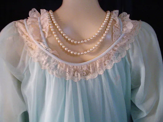 *  NEW WITH TAG - VINTAGE INTIME DOUBLE NYLON & LACE PEIGNOIR & NIGHTGOWN SET IN CARIBBEAN BLUE