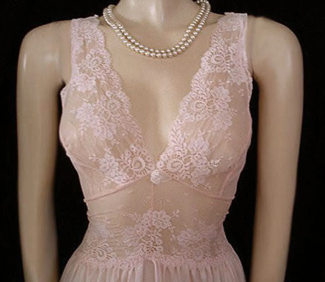 *  OLGA RARE STYLE SPANDEX MESH LACE POINTELLE BODICE IN ROSE BLUSH