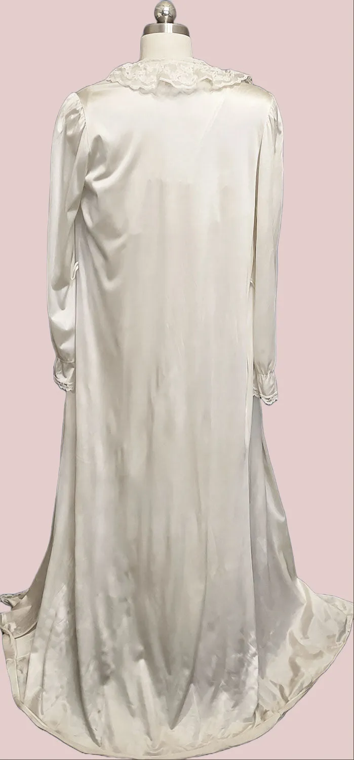 * VINTAGE TOM BEZDUDA FOR BARAD & CO. EYELET BRIDAL TROUSSEAU PEIGNOIR & NIGHTGOWN SET IN VENETIAN IVORY