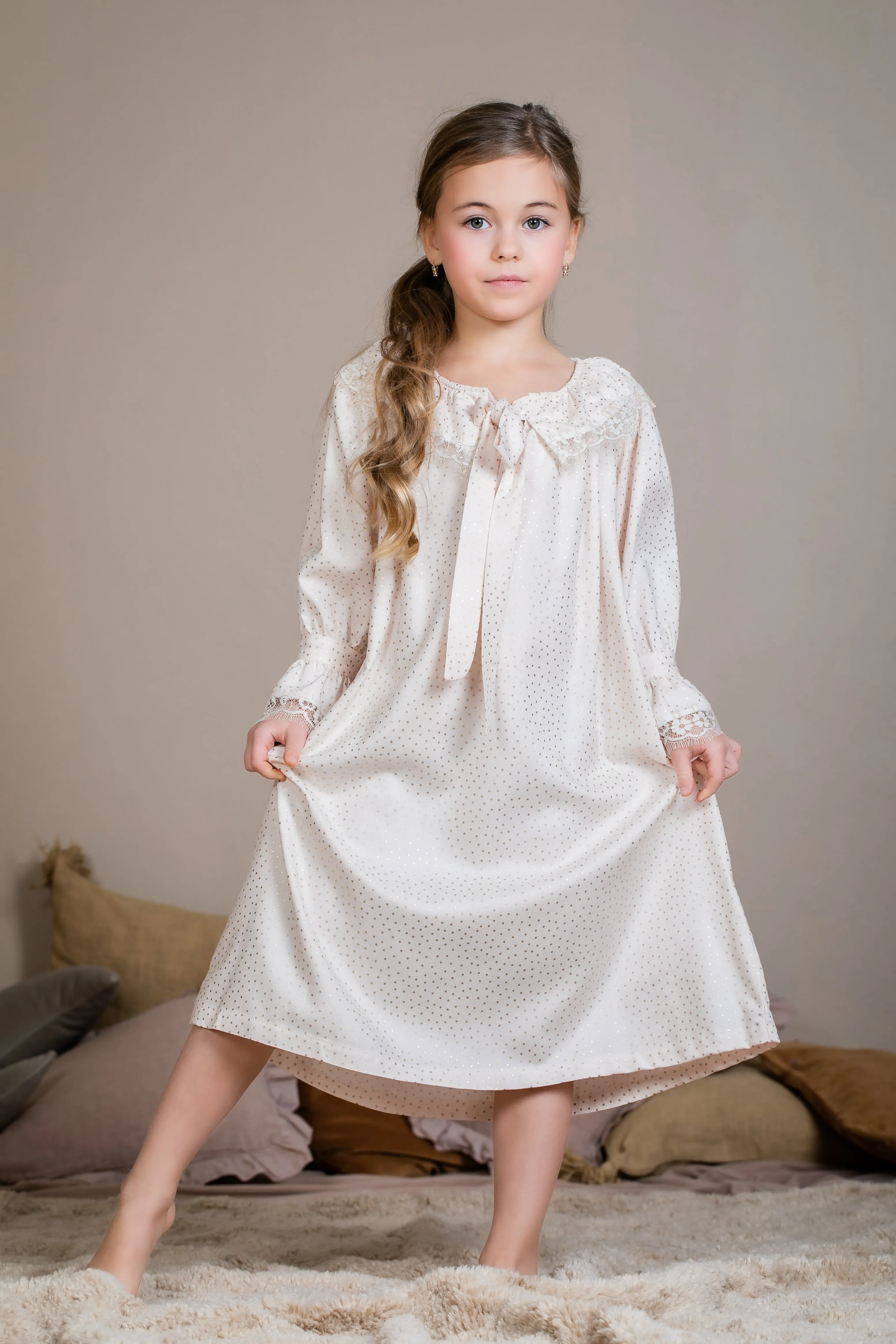 ALAYA - GIRLS NIGHTDRESS PINK WITH GOLDEN DOTS