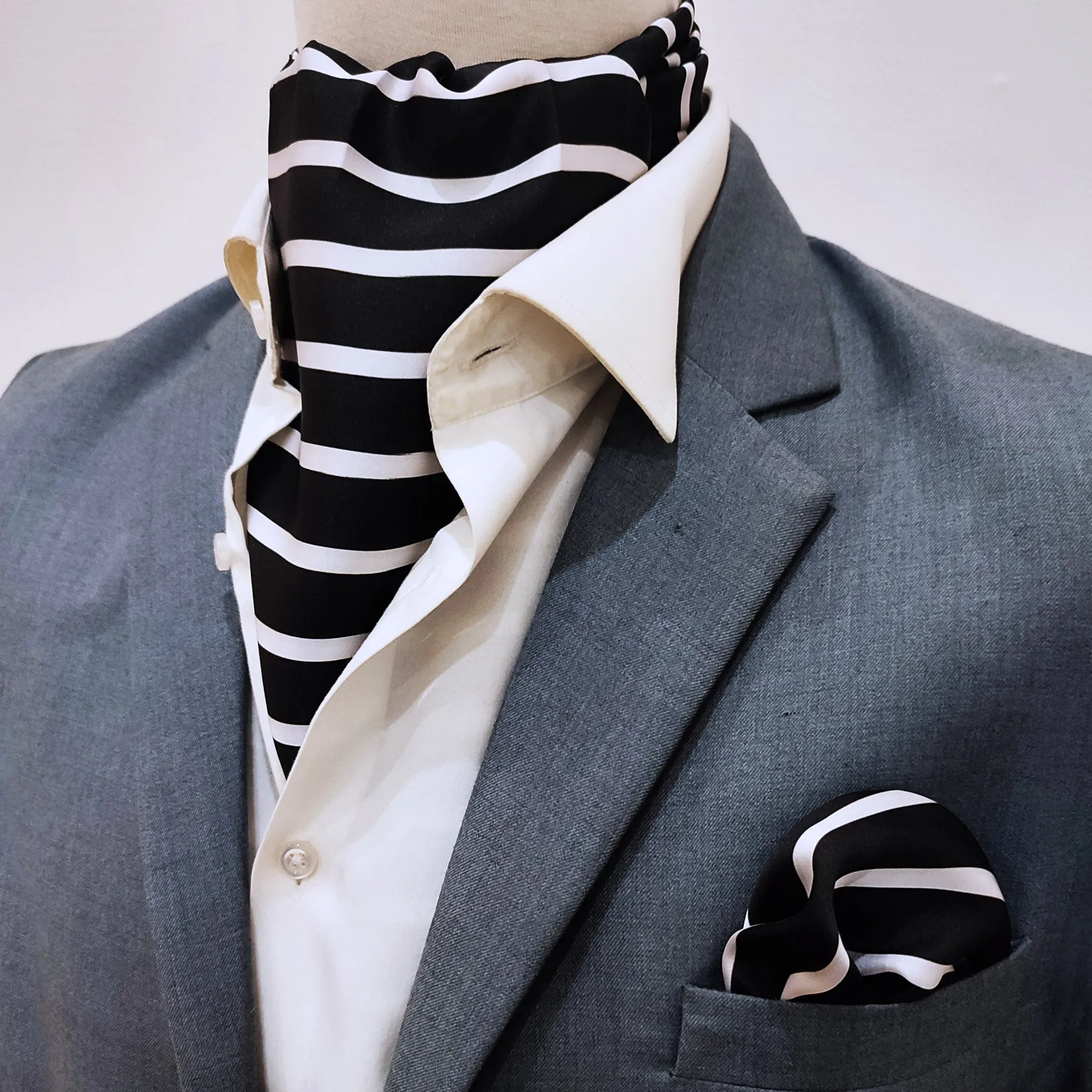 black with white - silk men ascot and pocket square set