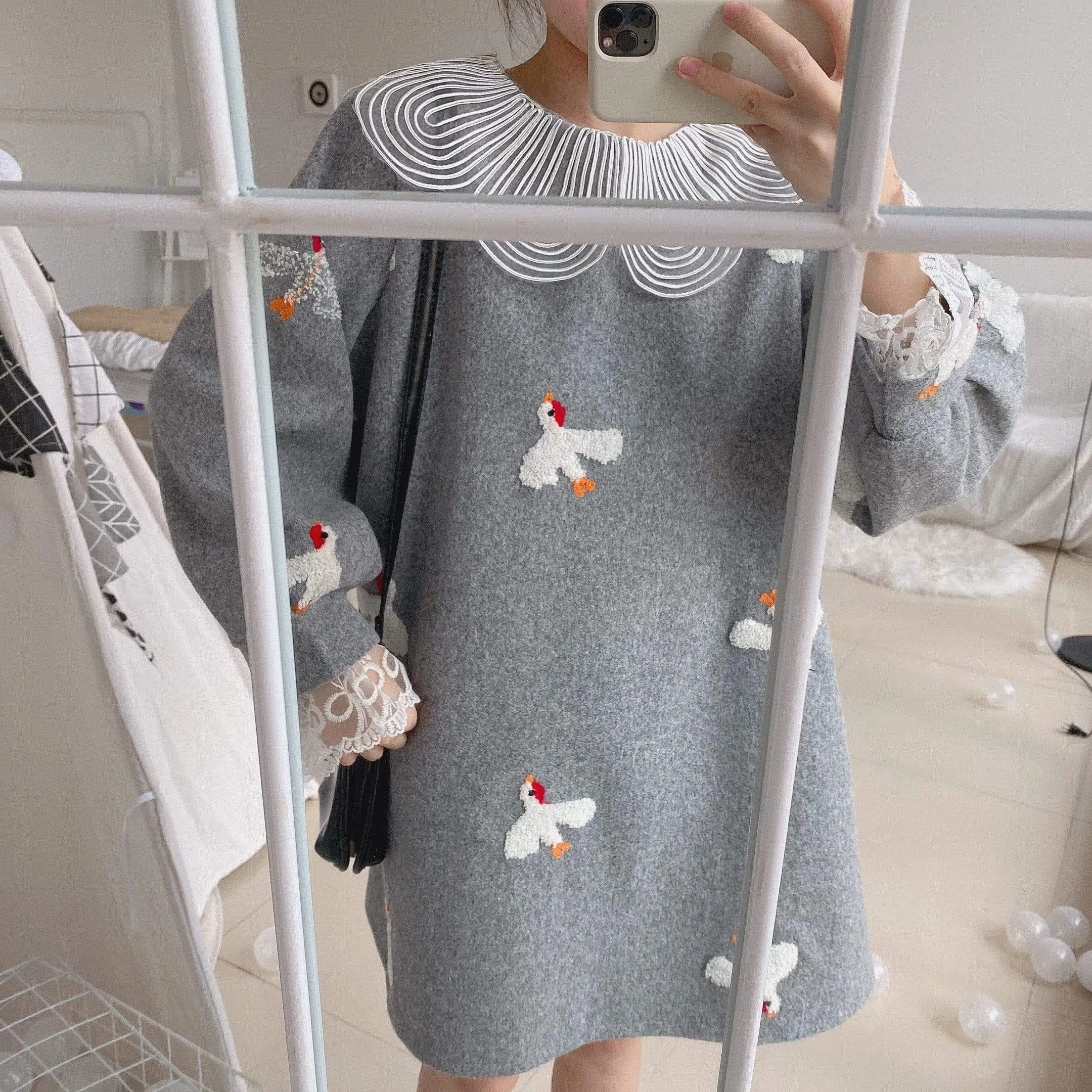 Duck Embroidered Lace Collar Flare Sleeved Autumn Dress