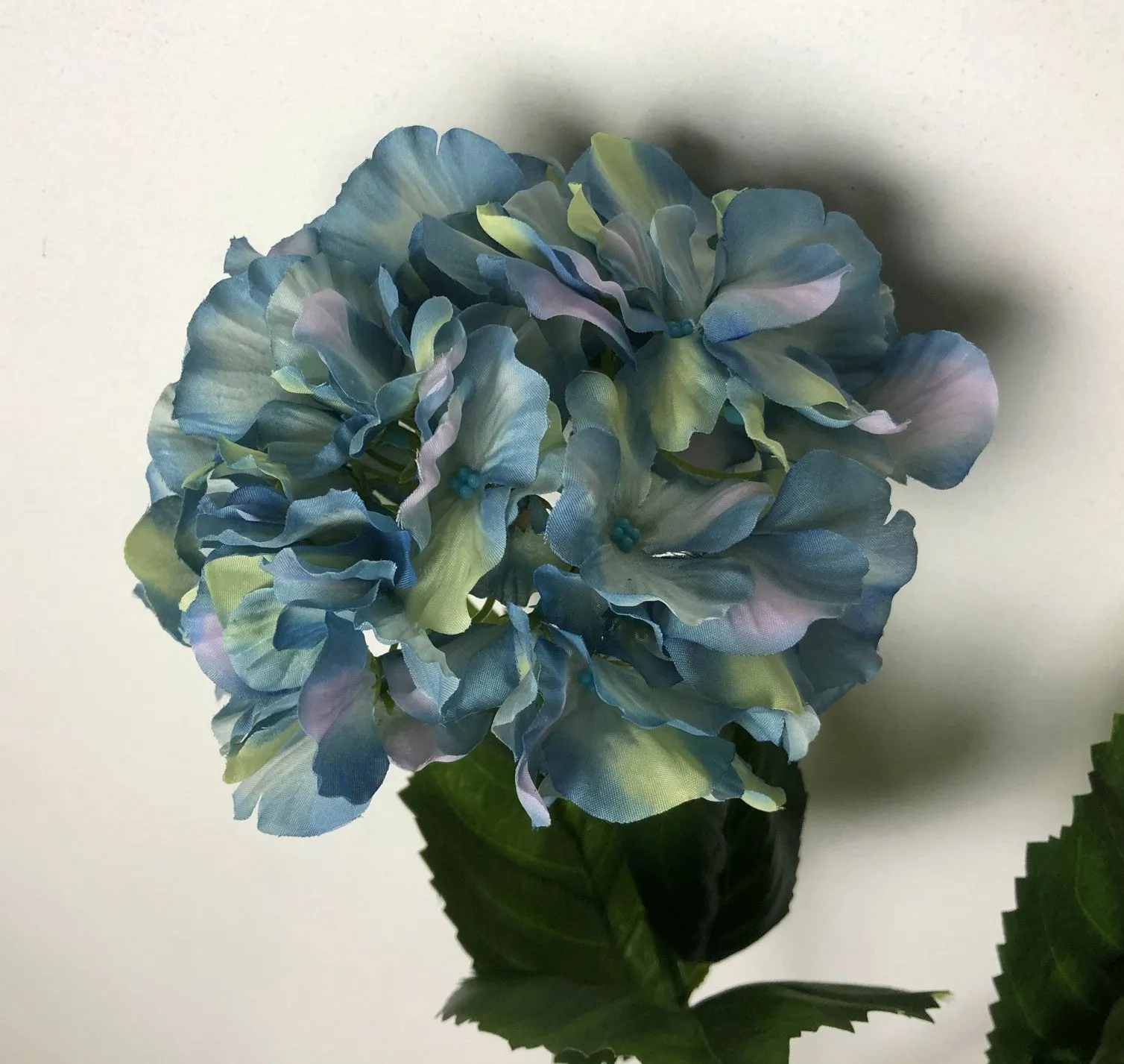 F0241 Hydrangea Single Stem 82cm Turquoise / Purple