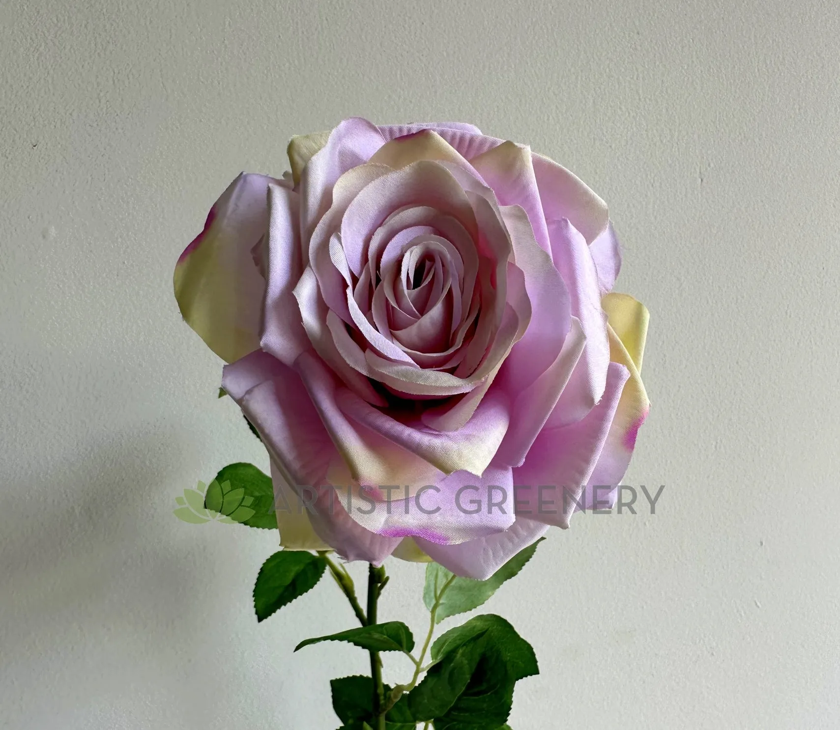 F0443 Large Garden Rose 83cm Light Purple