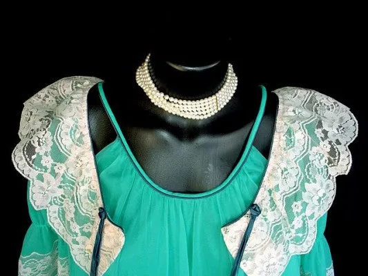 *FROM MY OWN PERSONAL COLLECTION - RARE, RARE VINTAGE INTIME ORIENTAL JADE  DOUBLE NYLON & LACE PEIGNOIR & NIGHTGOWN SET