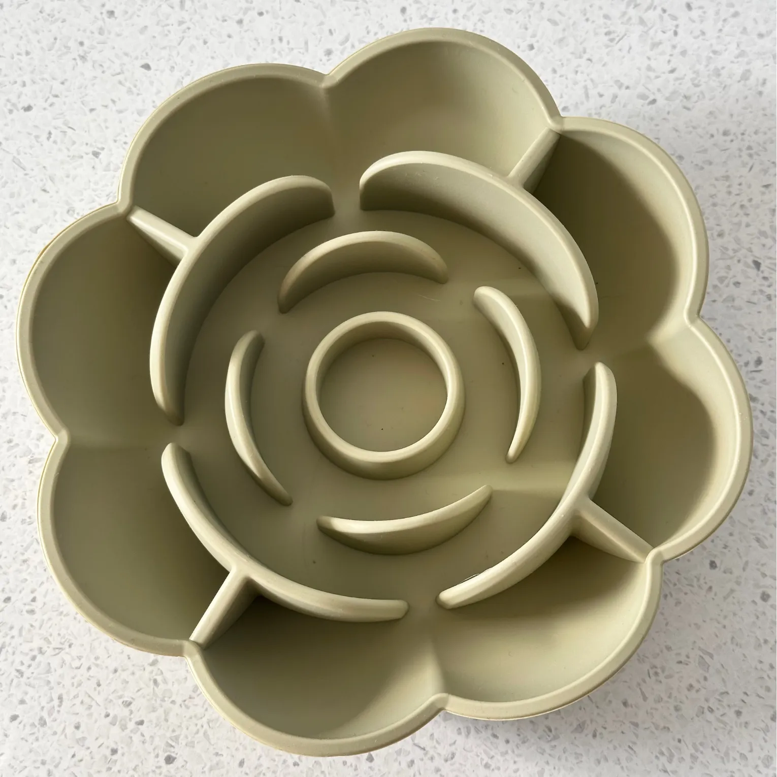 Green Flower Silicone Enrichment Slow Feeder Bowl