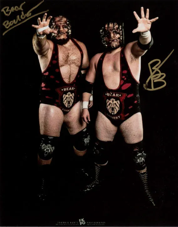 Highspots - Bear Country "Dark Pose" Hand Signed 8x10 *inc COA*