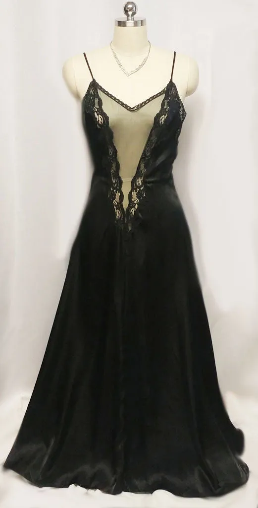 *VINTAGE INTIME OF CALIFORNA HEAVY SATIN BLACK LACE PEIGNOIR & NIGHTGOWN SET