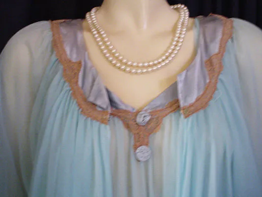 *VINTAGE JENELLE DOUBLE NYLON PEIGNOIR & NIGHTGOWN SET WITH SATIN & ECRU LACE TRIM IN CARIBBEAN JEWEL