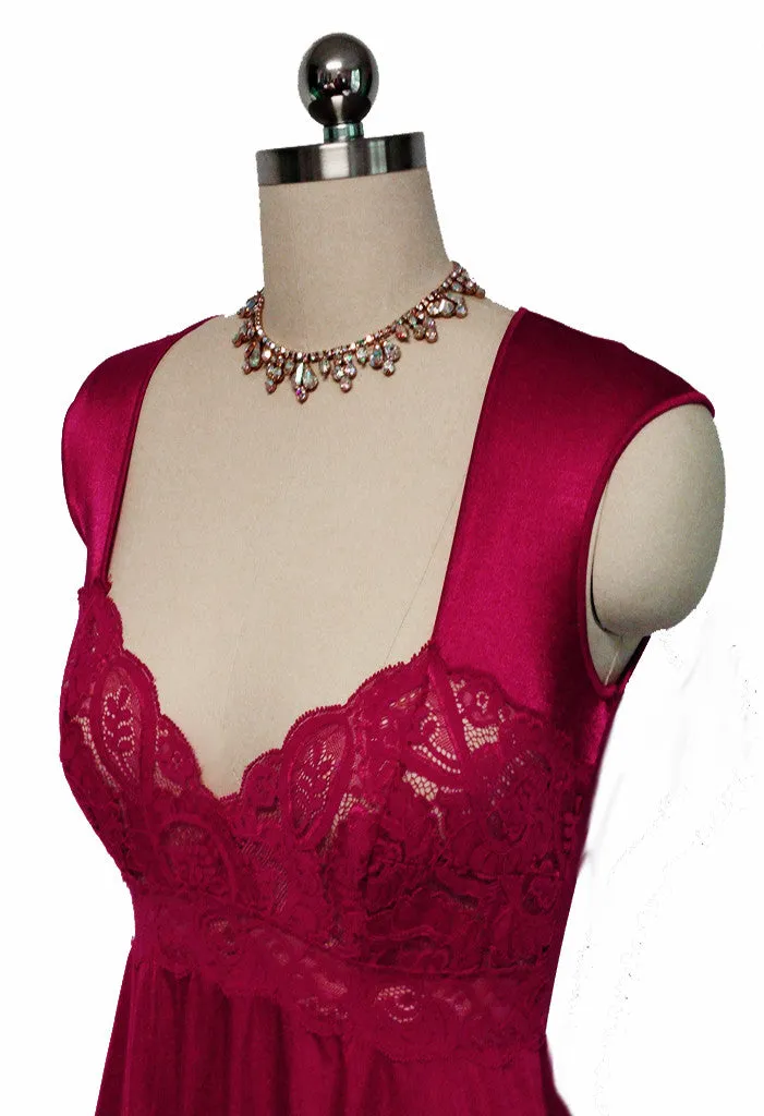 *VINTAGE OLGA SPANDEX LACE NIGHTGOWN IN HEARTBREAK RED